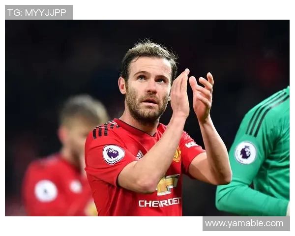 英超战术解析西班牙球队边路渗透打法的独特魅力与实战应用 英超战术解析西班牙球队边路渗透打法的独特魅力与实战应用