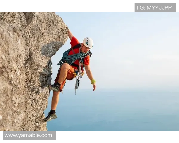 重庆极限运动队在运动攀岩联赛中的拼搏历程与奋斗精神全景报道 重庆极限运动队在运动攀岩联赛中的拼搏历程与奋斗精神全景报道